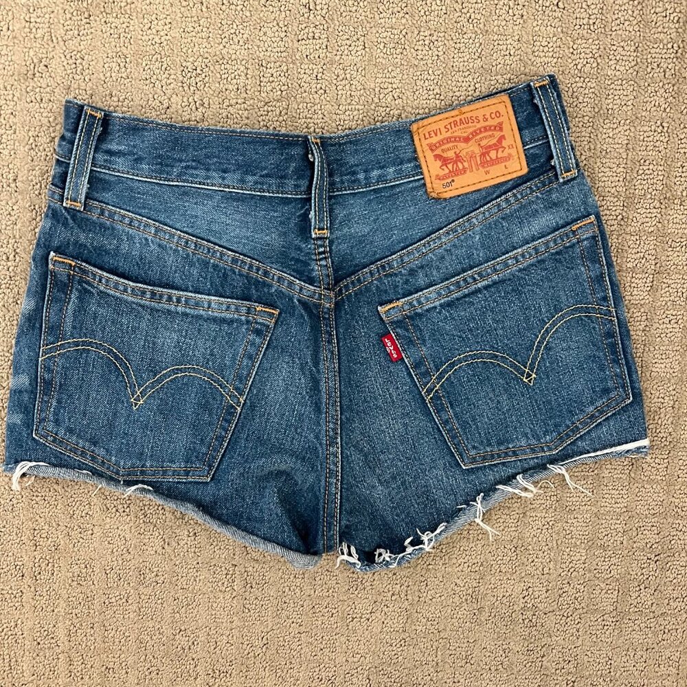Levi’s 501 Cut-Off Shorts | Distressed High Rise - Picture 3 of 7